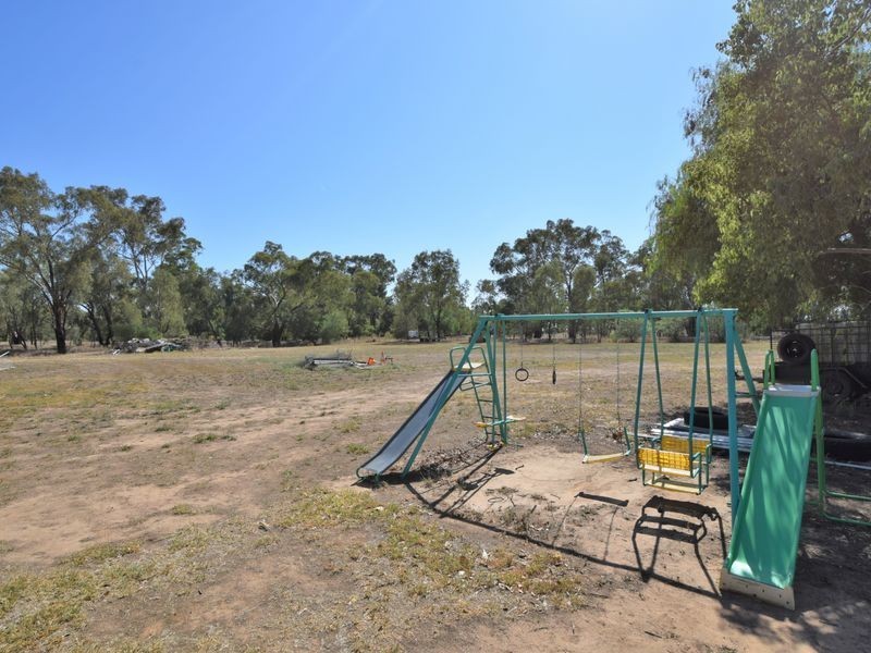 2319 Henry Lawson Way, Young NSW 2594