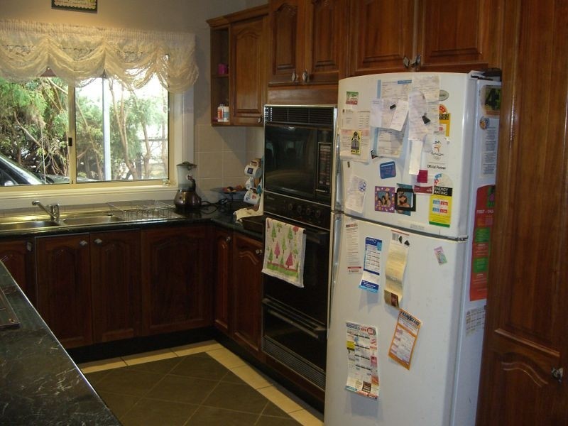 4 McLerie Street, Young NSW 2594