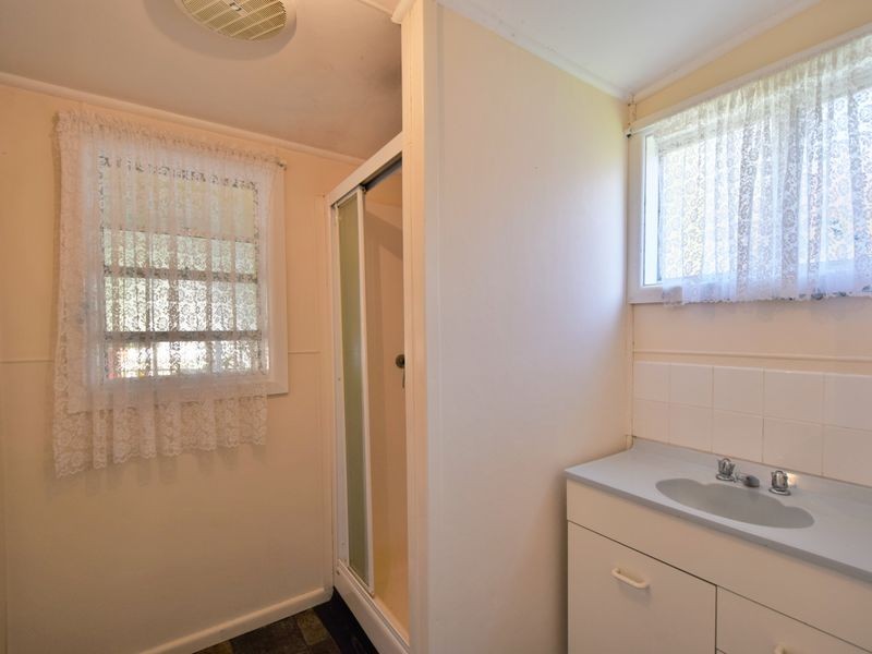 22 Spring Street, Young NSW 2594