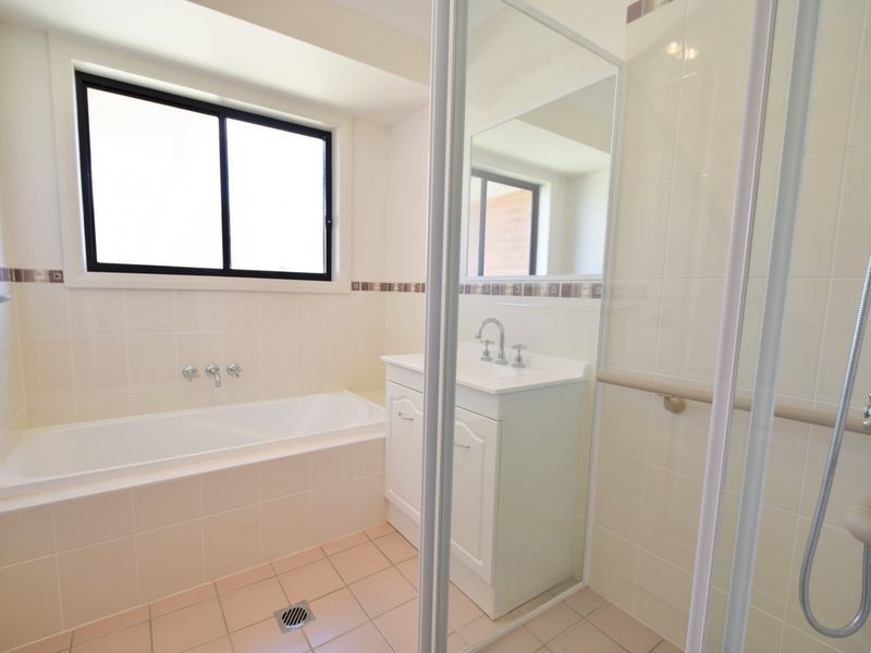 3 – 11 Lachlan Close, Young NSW 2594