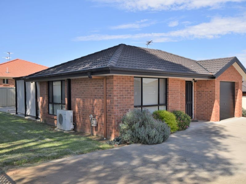3 – 11 Lachlan Close, Young NSW 2594