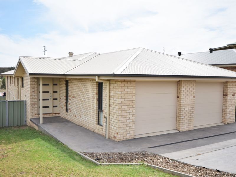 55b Templemore Street, Young NSW 2594