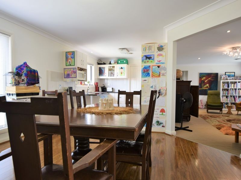 55b Templemore Street, Young NSW 2594