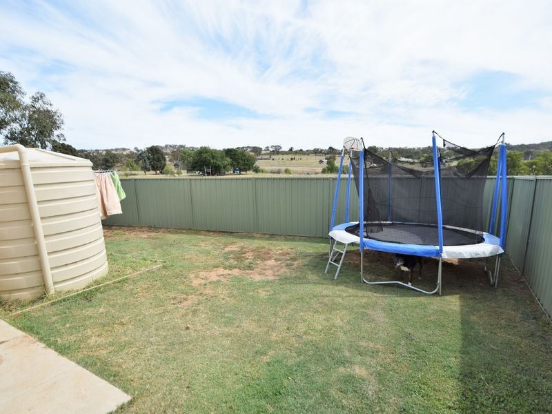 55b Templemore Street, Young NSW 2594