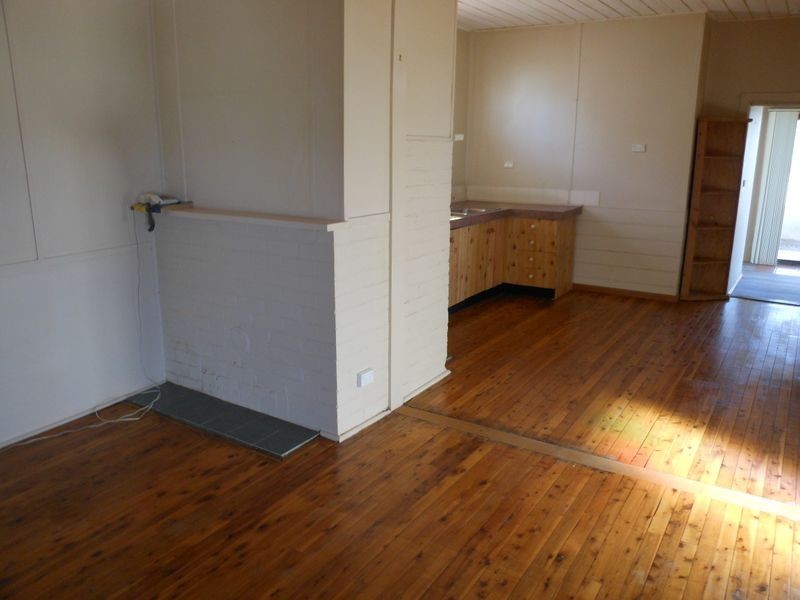 151 Nasmyth Street, Young NSW 2594