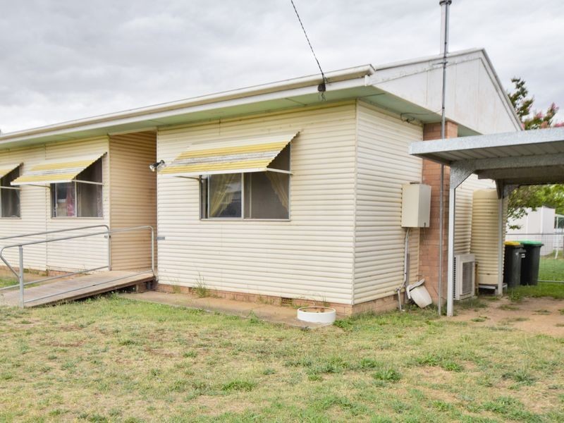 3 Allanan Street, Young NSW 2594