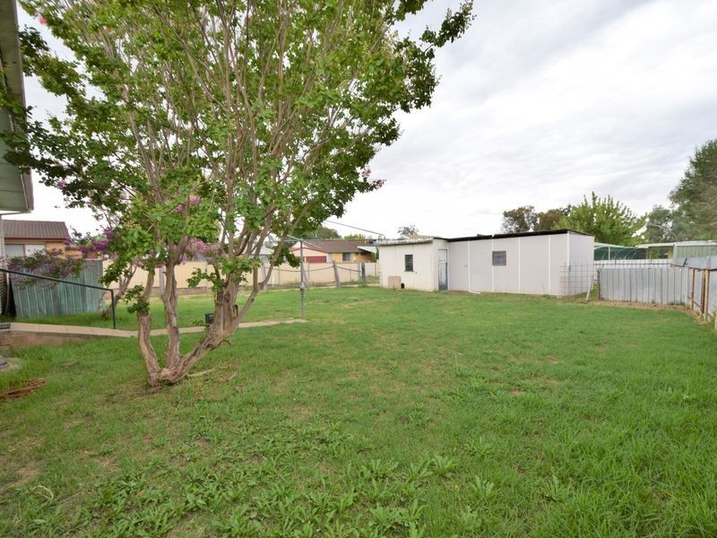 3 Allanan Street, Young NSW 2594