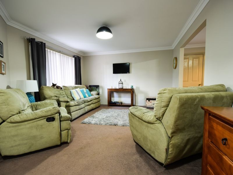 26 Jordan Place, Young NSW 2594