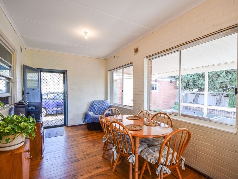 3 White Street, Young NSW 2594