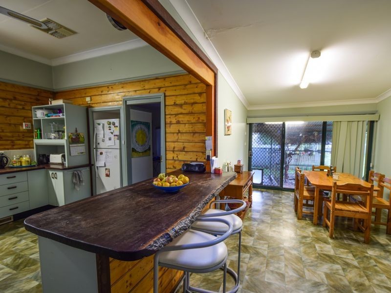 47 Caple Street, Young NSW 2594