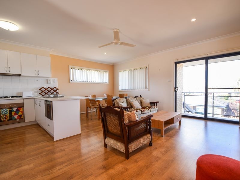 6/157 William Street, Young NSW 2594