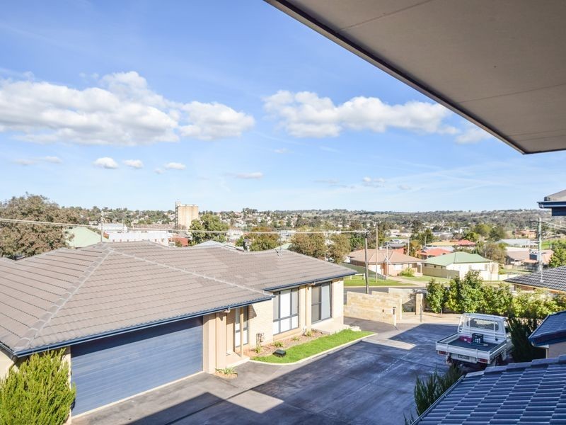 6/157 William Street, Young NSW 2594