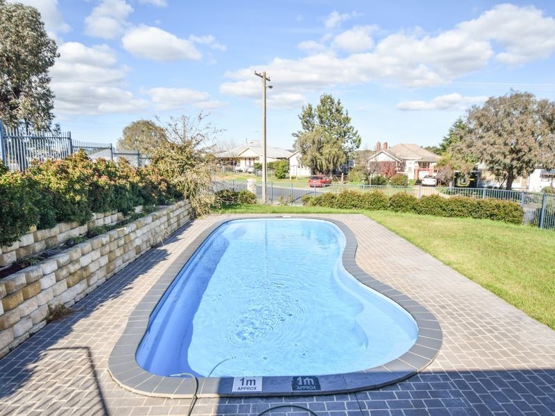 6/157 William Street, Young NSW 2594