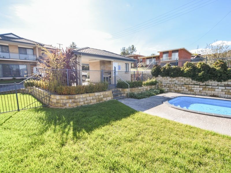 6/157 William Street, Young NSW 2594