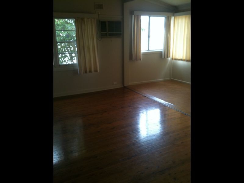 65 Brock Street, Young NSW 2594