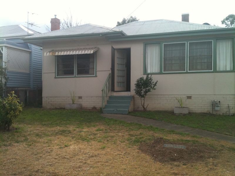 65 Brock Street, Young NSW 2594
