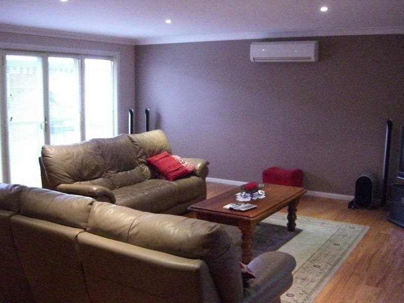 3 Mathew Street, Young NSW 2594