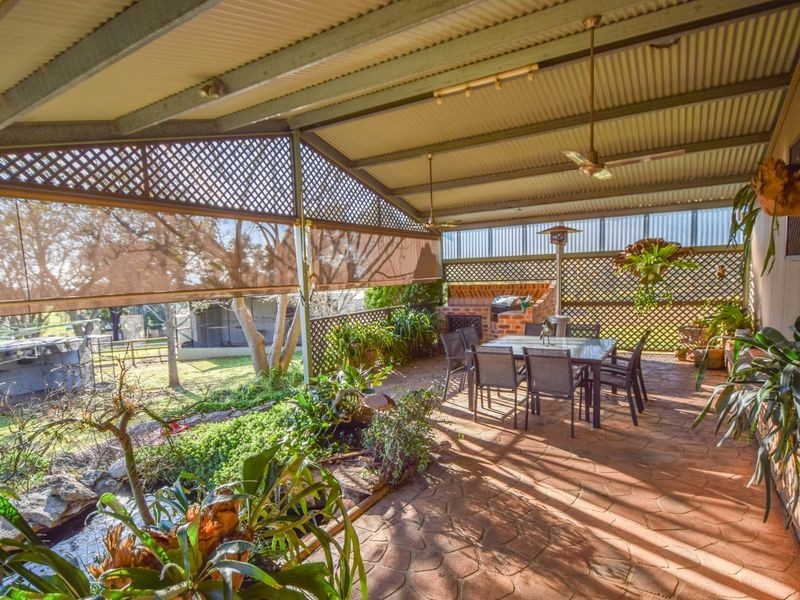 20 Boundary Road, Young NSW 2594