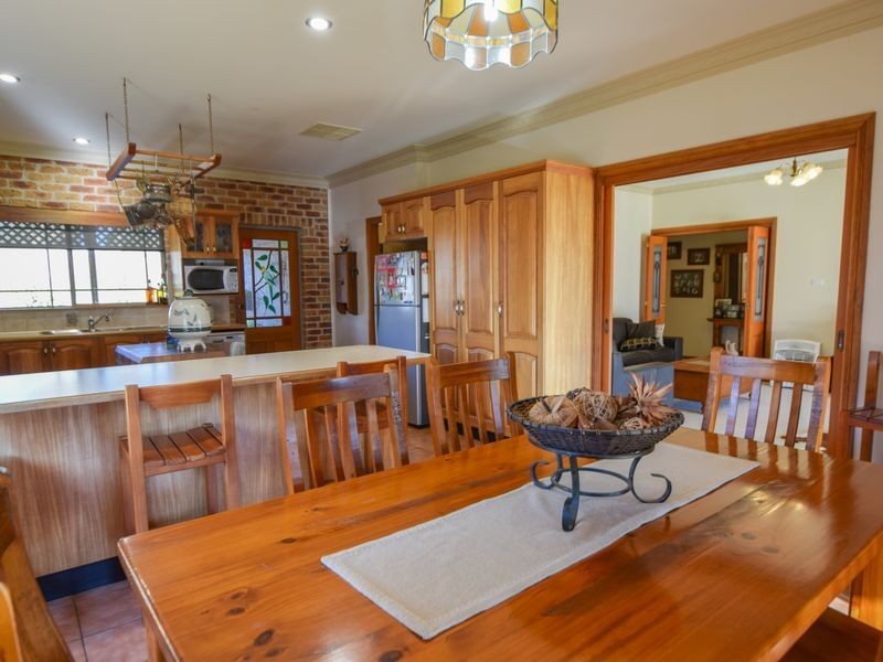 20 Boundary Road, Young NSW 2594
