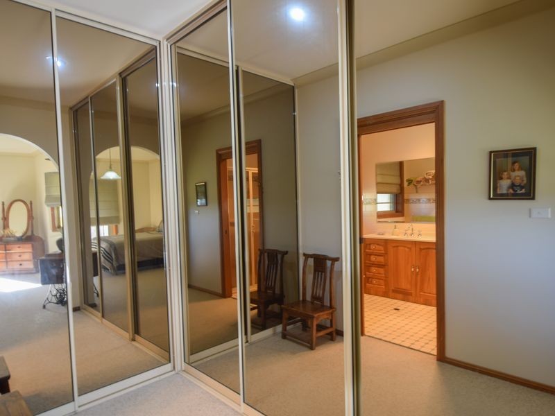 20 Boundary Road, Young NSW 2594