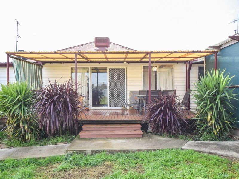 30 William Street, Young NSW 2594