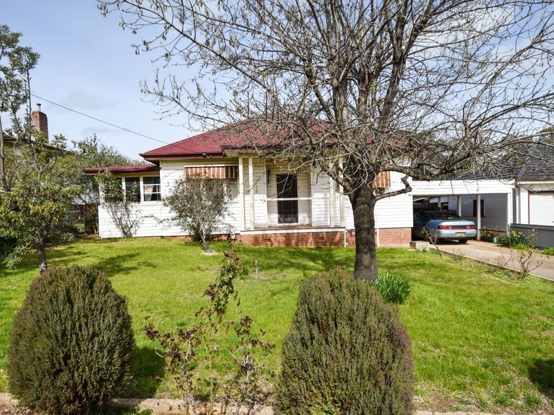 30 William Street, Young NSW 2594