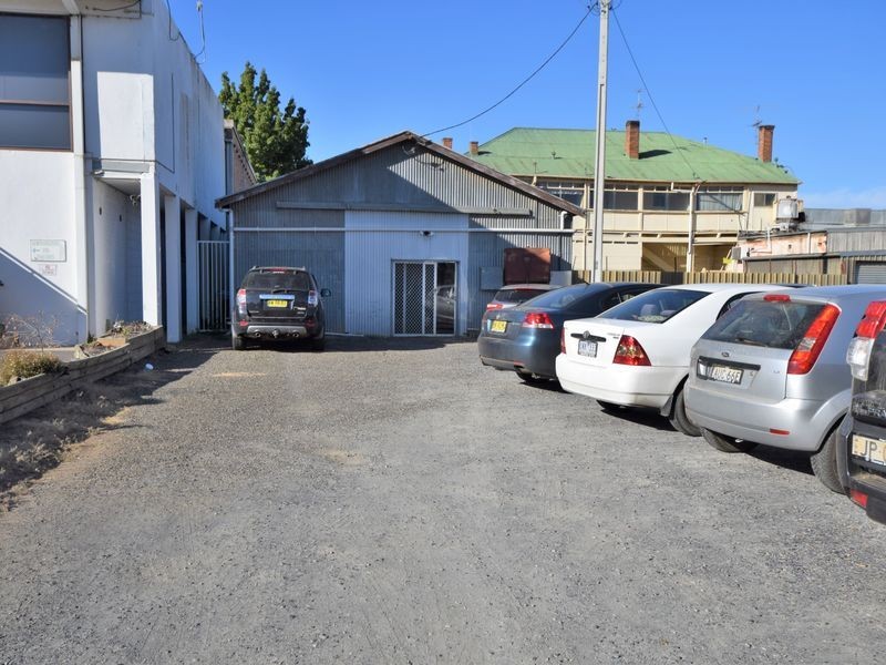 61 Boorowa Street, Young NSW 2594