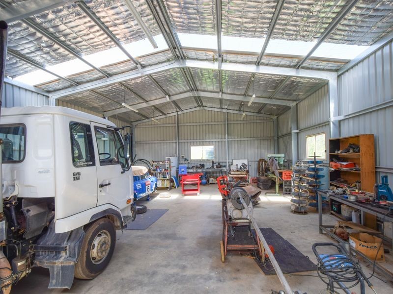 7 Ratho Road, Young NSW 2594