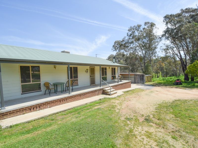 7 Ratho Road, Young NSW 2594