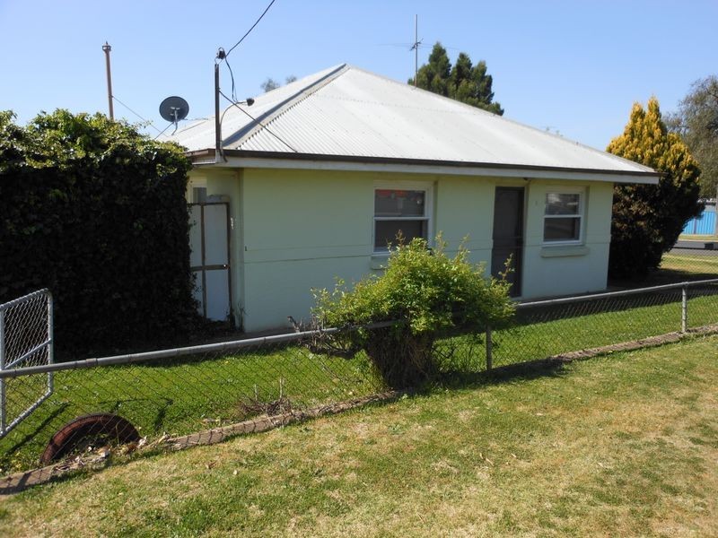 1 Spring Street, Young NSW 2594