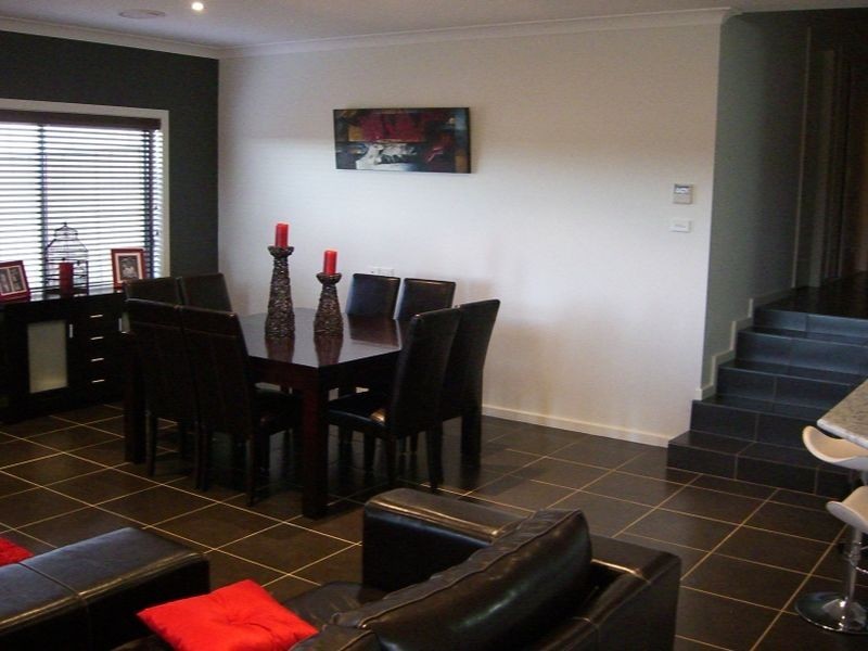 12 Hills St, Young NSW 2594