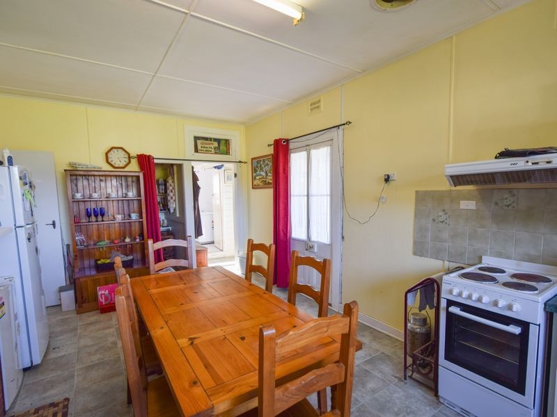 100 Waterview Road Monteagle, Young NSW 2594