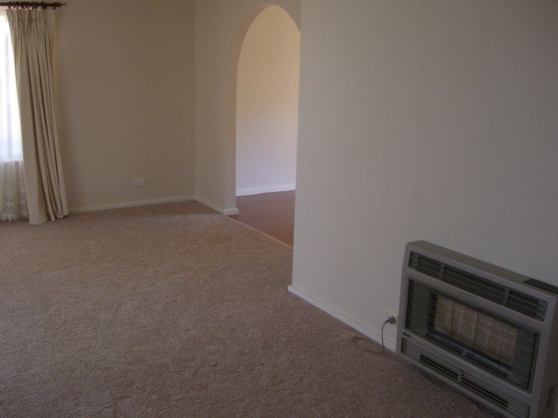 129 William Street, Young NSW 2594