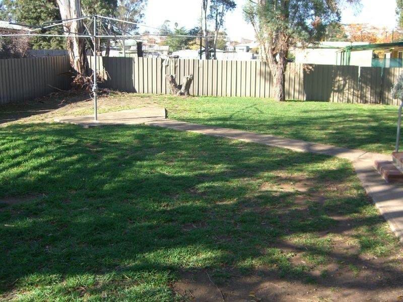 129 William Street, Young NSW 2594