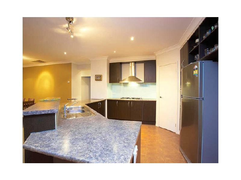 19 Hartsmere Drive, Berwick VIC 3806