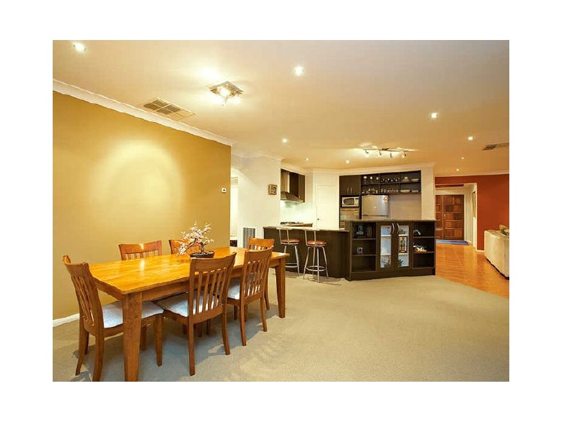 19 Hartsmere Drive, Berwick VIC 3806