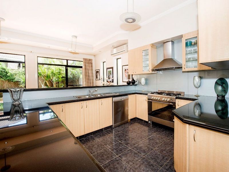 66 Warners Avenue, Bondi Beach NSW 2026