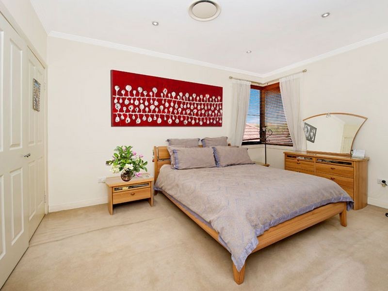 66 Warners Avenue, Bondi Beach NSW 2026