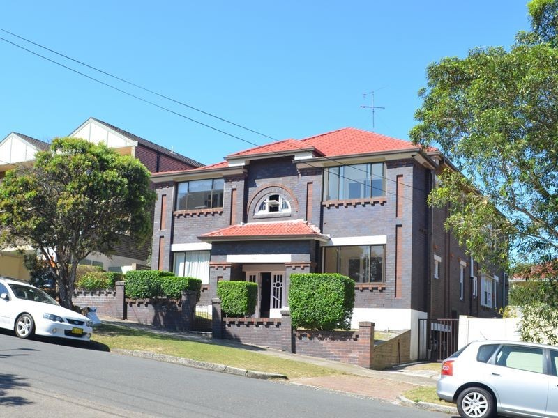 2/69 Mount Street, Coogee NSW 2034