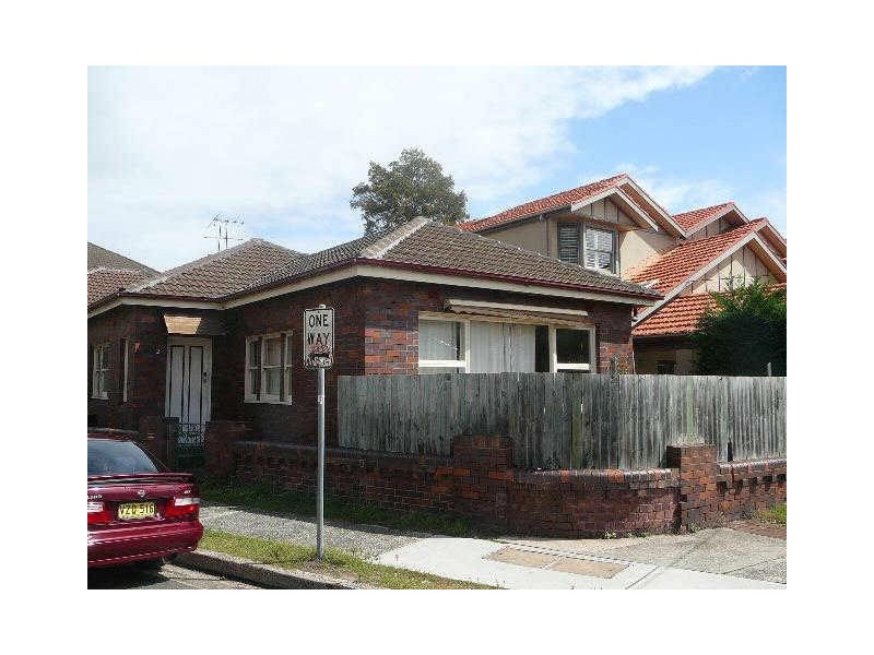 2 Griffiths Avenue, Bondi Beach NSW 2026