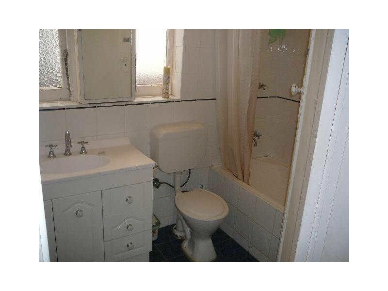 2 Griffiths Avenue, Bondi Beach NSW 2026