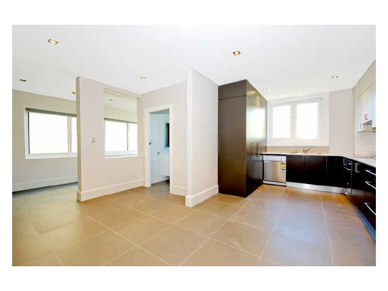 10/82 Campbell Parade, Bondi Beach NSW 2026