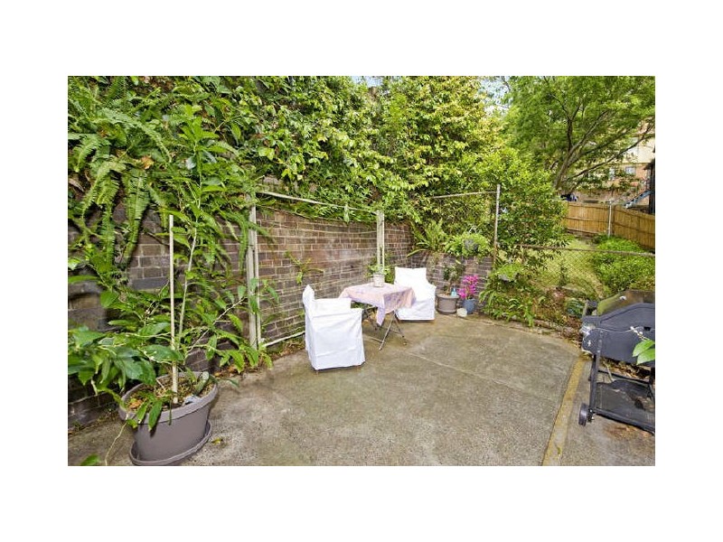 2/6 Bates Avenue, Paddington NSW 2021