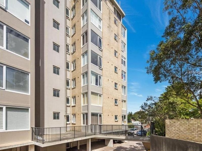 7/142 Old South Head Road, Bondi NSW 2026