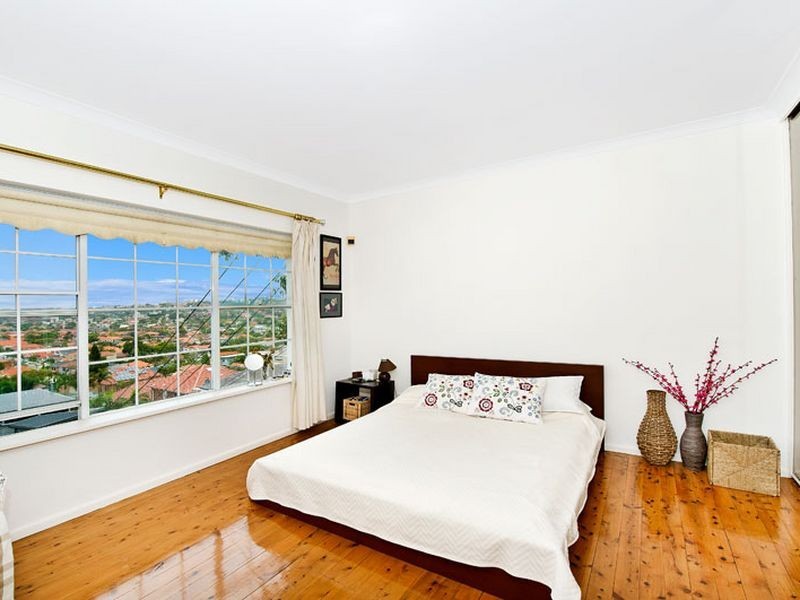 4 Macleay Street, North Bondi NSW 2026