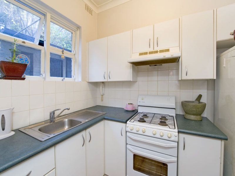 2/61 Curlewis St.,, Bondi Beach NSW 2026