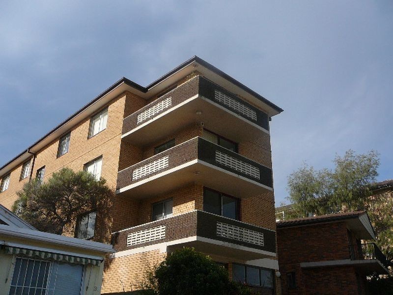 2/31 Wallis Parade, Bondi Beach NSW 2026