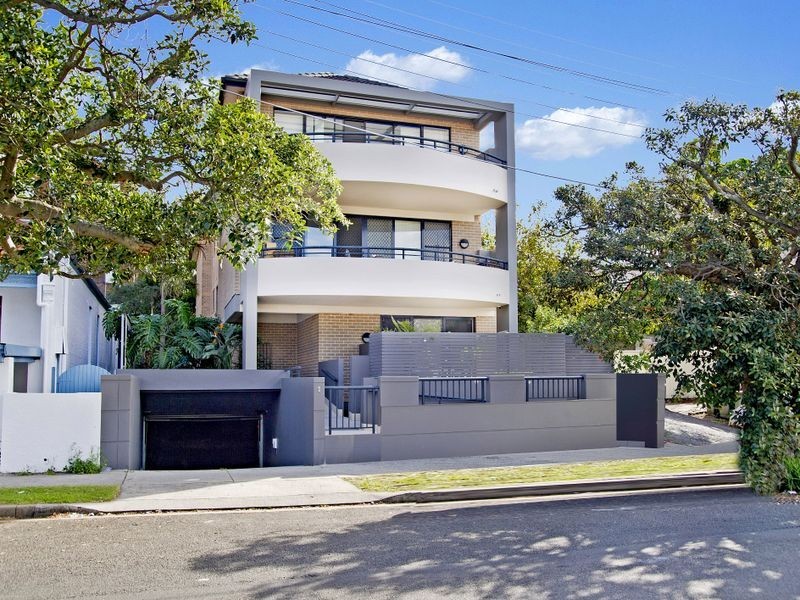 2/1 Bennett Street, Bondi NSW 2026