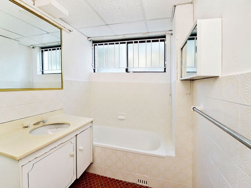 2/429 Old South Head Road, North Bondi NSW 2026