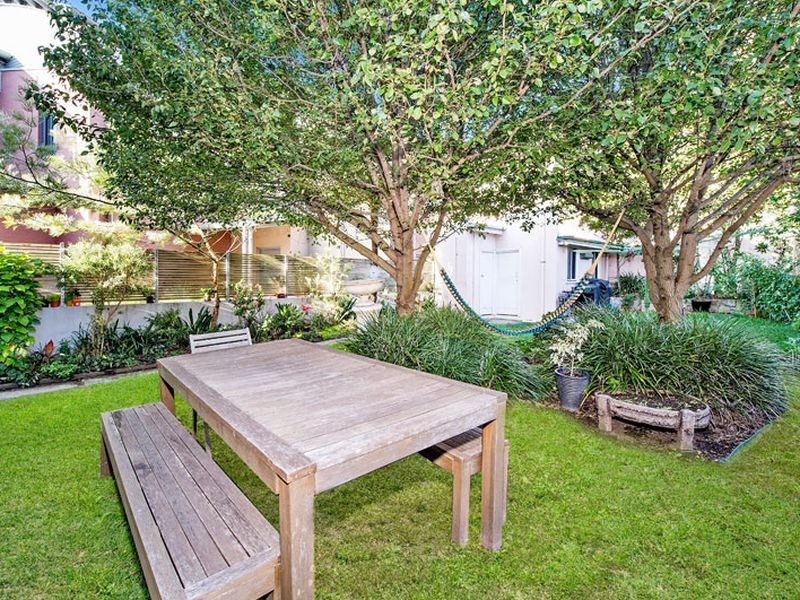 2/2 Young Street, Vaucluse NSW 2030